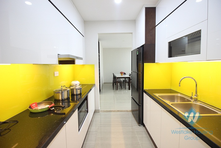 New and high floor three bedrooms apartment for rent in Ciputra, Tay Ho, Ha Noi